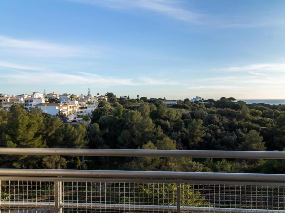 Central Apartment - Pool And Sea View & Albufeira Center 외부 사진